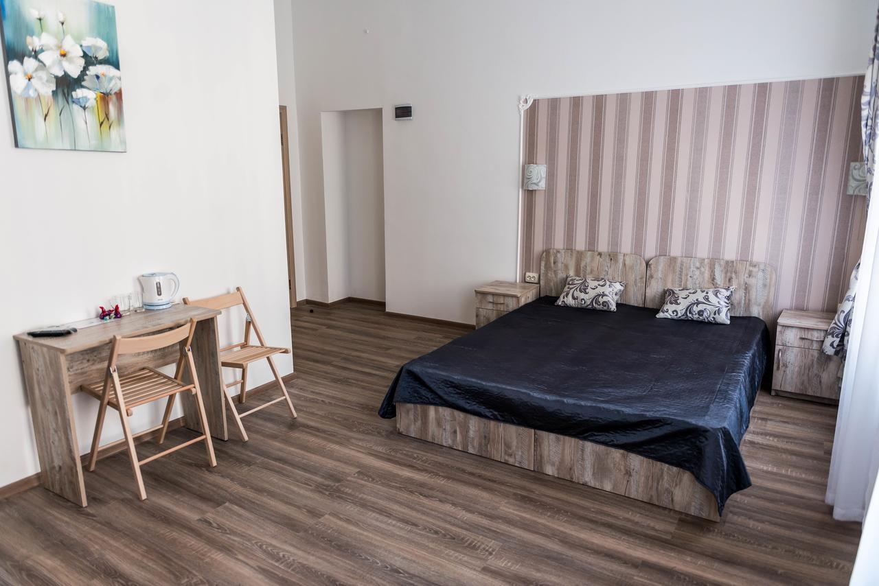 Mini Hotel Freedom Mercurius Lemberg Exterior foto